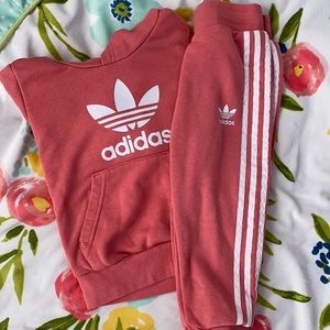 Adidas Sweatshirt Set